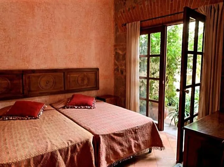 Habitacion En Linda Casa Muy Tranquila Antigua Alloggio in famiglia